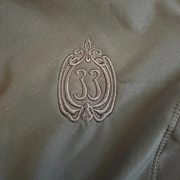 Women’s Disneyland Club 33 Lightweight Fleece-Lined Zip Up Jacket Size L - Picture 7 of 12